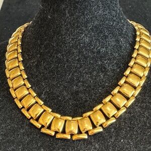 Vintage Trifari Elegant Gold Book Chain Statement Choker  Necklace